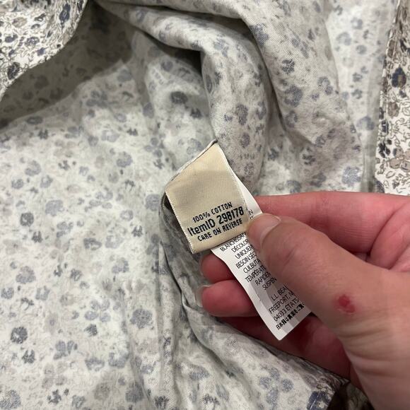 LL Bean Wrinkle Free Button Down Shirt Sz 2X Floral Blue Gray Casual Preppy - Picture 6 of 6